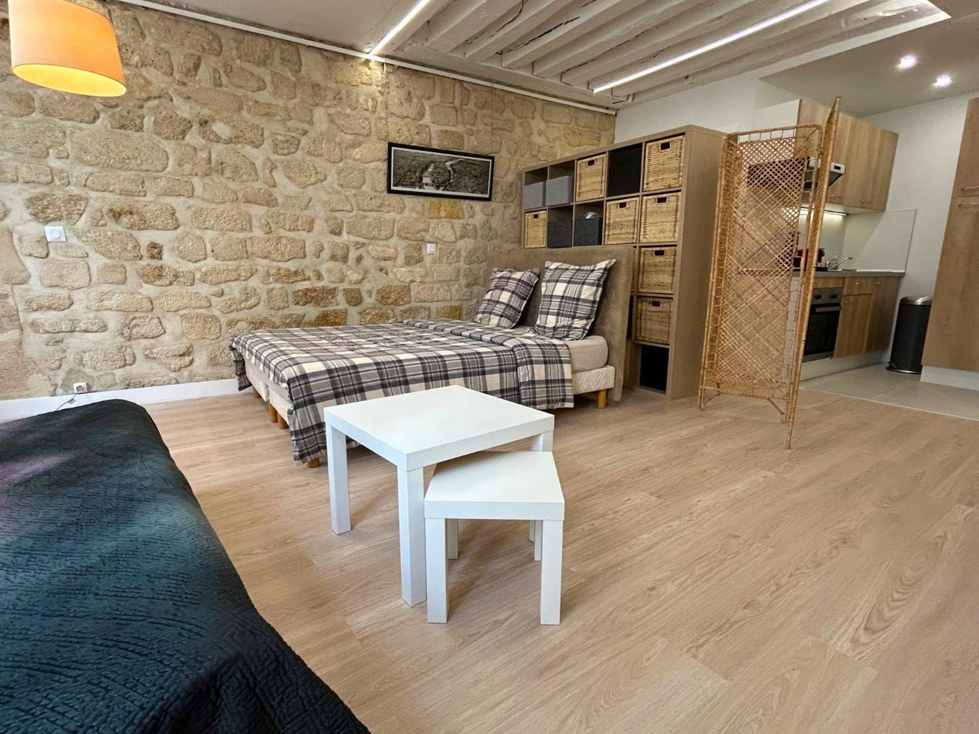 Appartement Loft Saint Andre Paris